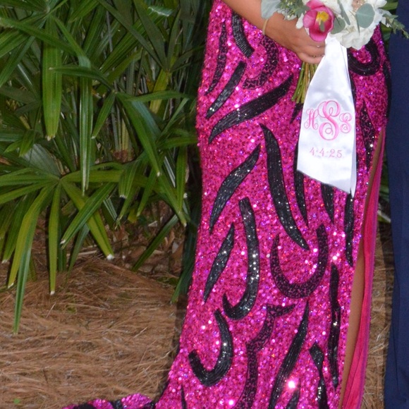 Glamorous Fuchsia and Black Sequin Gown - Picture 2 of 4